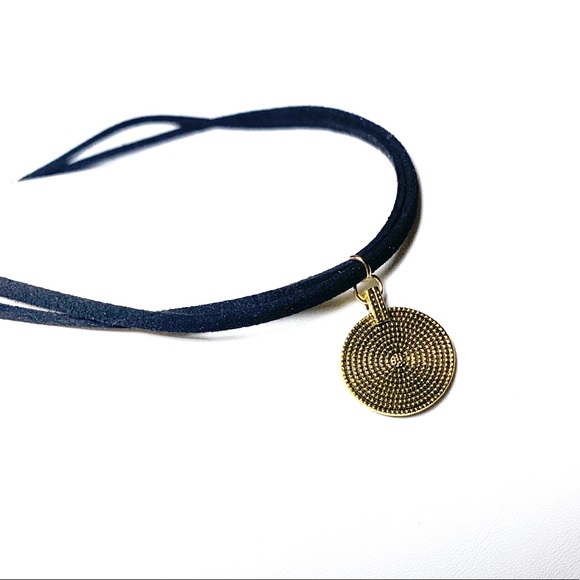 5/$20 Minimalist double corded suede choker w pendant - Picture 9 of 9